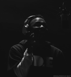 the-17th-chamber:  King in the booth 