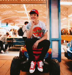 jeremyturmel:Aaron Carpenter