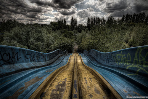 hahamagartconnect:  ABANDONED AMUSEMENT PARKS I cannot stop surfing through these haunting Francesco Mugnai pictures. His photo series on abandoned amusement parks brings chills to my body as thrilling as the excitement I can recall back from visiting