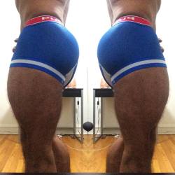oooc30:  Guess what day it is, again! #legday #bootyday #legs