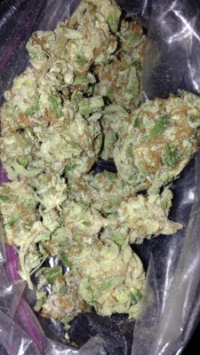 st0nedbeauty:  quantum kush