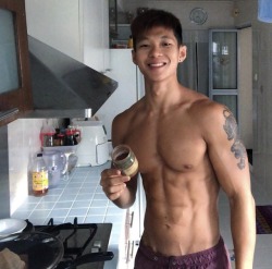 asian-men-x:  @davinnnn