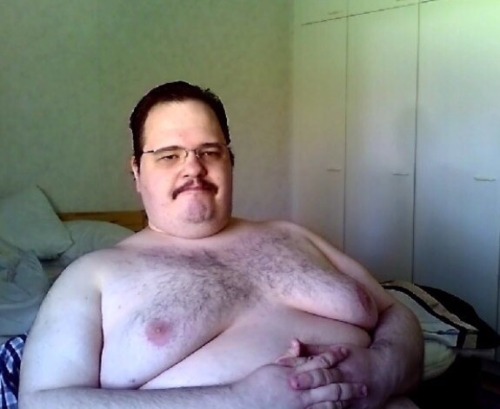 biggerenamored:  Hell yah!!!  When you’re down and out, there’s always moobs