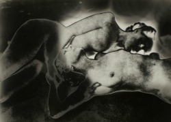 nervoservo:    Francis Bruguière - Solarized nudes, 1936-1940