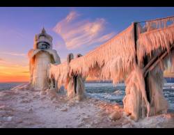 weatherevents:  Amazing view of the Lighthouse in St Joseph,