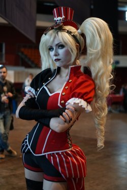 groteleur:  19 Comics Characters That Are Best Cosplayed By Women!