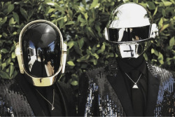 urbaneway:  Daft Punk & Summer.   Idols!