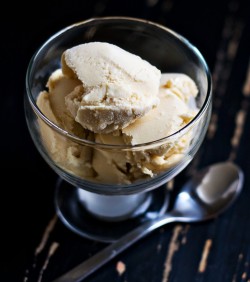 heygingergirl:  boozybakerr:Bourbon Ice CreamWhere Alcohol Is