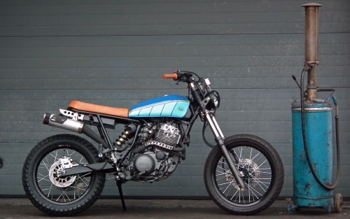 caferacerpasion:  Yamaha XT600 Street Tracker by Lab Motorcycle | www.caferacerpasion.com