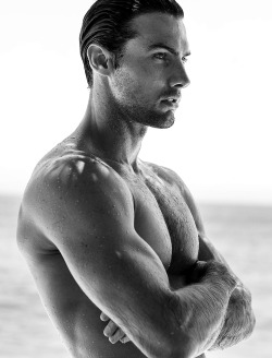 completelyfine:  Over 25,000 Completely Fine followers.  Thanks