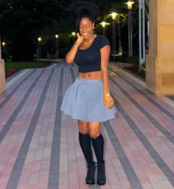 yinkanaturalista:  Natural hair. Knee High Socks. Crop Top. And