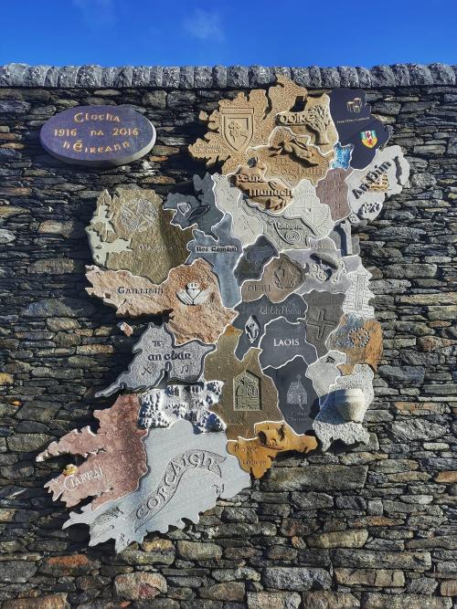 mapsontheweb:  The stones of Ireland.