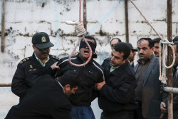 yahoonewsphotos:  Iran mother spares life of son’s killer in