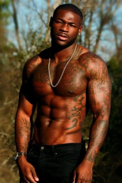 loughboy:  banging-the-boy:  hotmen-addiction:  CELEBRATING BLACK