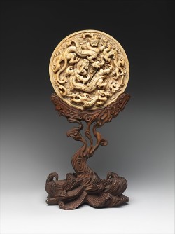 virtual-artifacts: Disk with Dragons Period: Yuan (1271–1368)–Ming