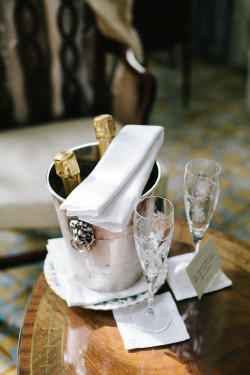 endlesslyenraptured:A Champagne Welcome from The Lanesborough