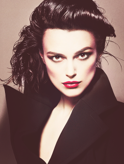 fuckyeahkeira:   33/∞ pictures of Keira Knightley  