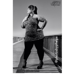 @kym_nichole  is looking toward her bright future  and thinking glad I shoot with one of the best plus model photographer on the east coast @photosbyphelps  :-) #plusmodel #thick #glam #style #heels #photosbyphelps #dmv #fashion #biggirlsrock