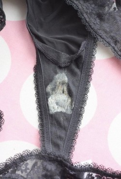 sloggi1970:  #dirtypanty #dirtystring # dirty thong #soiled #stained