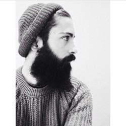 beardsftw:  apothecary87:  @giulioaprin is a man. He is analysis