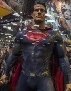 wondygirl:  DCCU Superman Costume Details. I took these photos