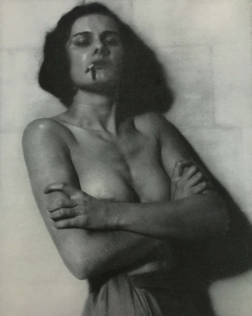 rivesveronique:    Striking nude “The Virago” 1932 by Harrogate