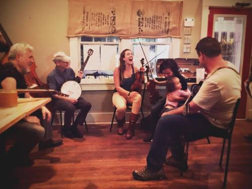 <p>She hugged everyone in the band at least twice. Be like her. #oldtimelove #fiddle #banjo #bass #mandolin  (at Perk and Cork)</p>