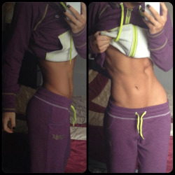 dailyfitnessbabes:  via [Loving Fitness Babes]