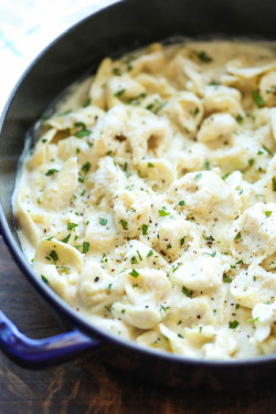 do-not-touch-my-food:Garlic Alfredo Tortellini