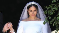 http://www.thelist.com/123304/meghan-markles-wedding-day-look-everything-need-know/sl/the-meaningful-tiara