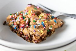 fruit-loop-vegan:   {Vegan} Brown Sugar Blondies by cheeky kitchen