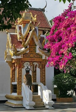 vwillas8:  Temple Bell Wat Phra That Doi Suthep Chiang Mai, Thailand
