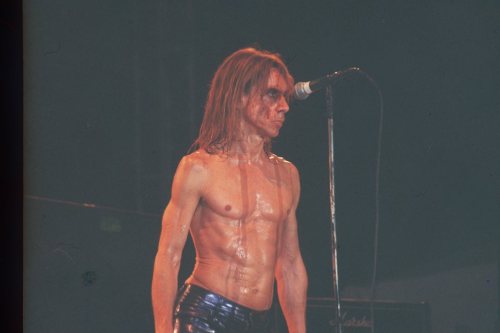 theunderestimator-2:  theunderestimator-2:  Iggy Pop covered in blood during his wild performance at the “Rock Of Gods” festival, held at the port of Piraeus, Greece, in 1996 (photos by Giorgos Mouratidis). While performing, Iggy got hit with a bottle