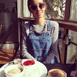 clubpunk:  Brunch with mama in the morning sun at my favourite