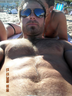 MMM Nice and hairy!! :)