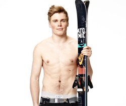 tgrade5:  This is Gus Kenworthy, Olympic skier. He’s mostly
