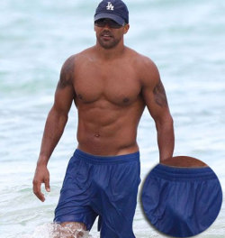 visiblepenisline:  Shemar Moore….