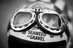 ticopolotatuado:  seaweedandgravel:  credit Roche  nice  Love
