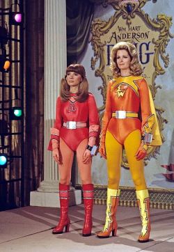 fantascientificamentevintage:    Electra Woman and Dyna Girl