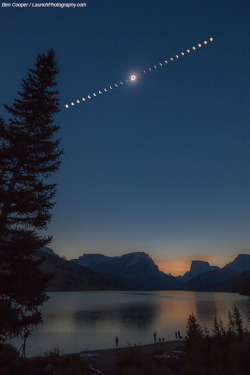 capturingthecosmos:A Total Solar Eclipse over Wyoming  via NASA