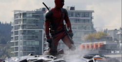 wadewilson-parker:  LOOK AT THOSE AWESOME PICTURE! WADE IS KICKING