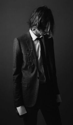 naprasno:  DIOR HOMME FITTING ph, hedi slimane 