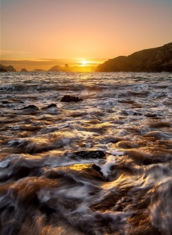 unwrittennature:   The Waves of Life   Romain Matteï Photography