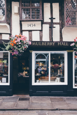 lovingtheuk:   	Mulberry Hall 1434 by Michelle Cardwell     