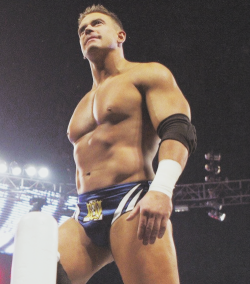 varsityxvixen:  01 / ••• photos of Alex Riley {x}     Damn