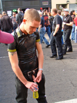 wntyrload:  k9bound:  rubber piss boy  i just love him..  seen