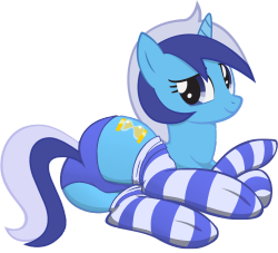 datdrunkpone:  Socks for Colgate / Minuette by *PinkiePizzles