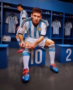 soccersocksfreak:  http://soccersocksfreak.tumblr.com 