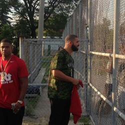 ovofansovo:  Drake at P. Reign’s celebrity kickball tournament