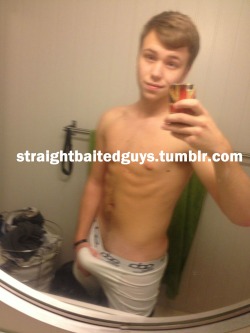 straightbaitedguys:  Really handsome 18 year old with an amazing